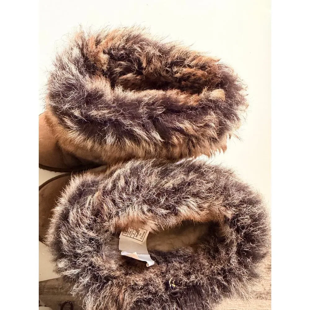 UGG Classic Short Shaggy in Chestnut Girls 3